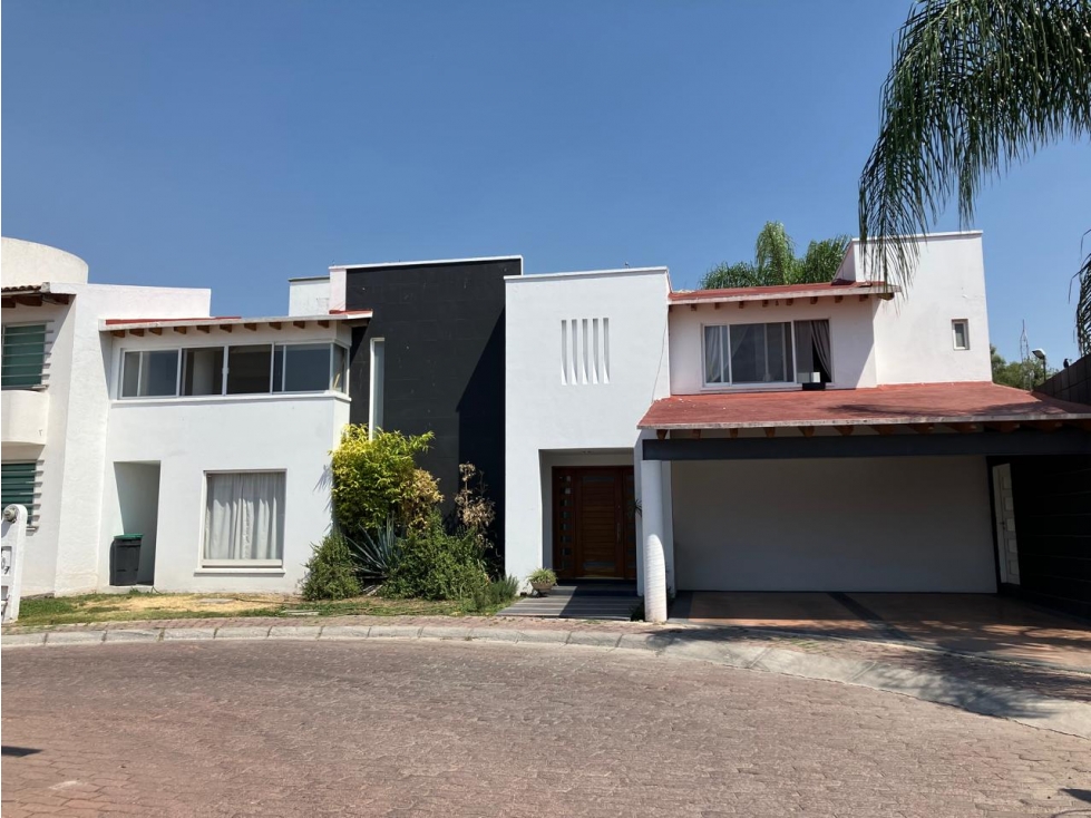 Venta amplia casa Residencial San Mateo Queretaro - 1