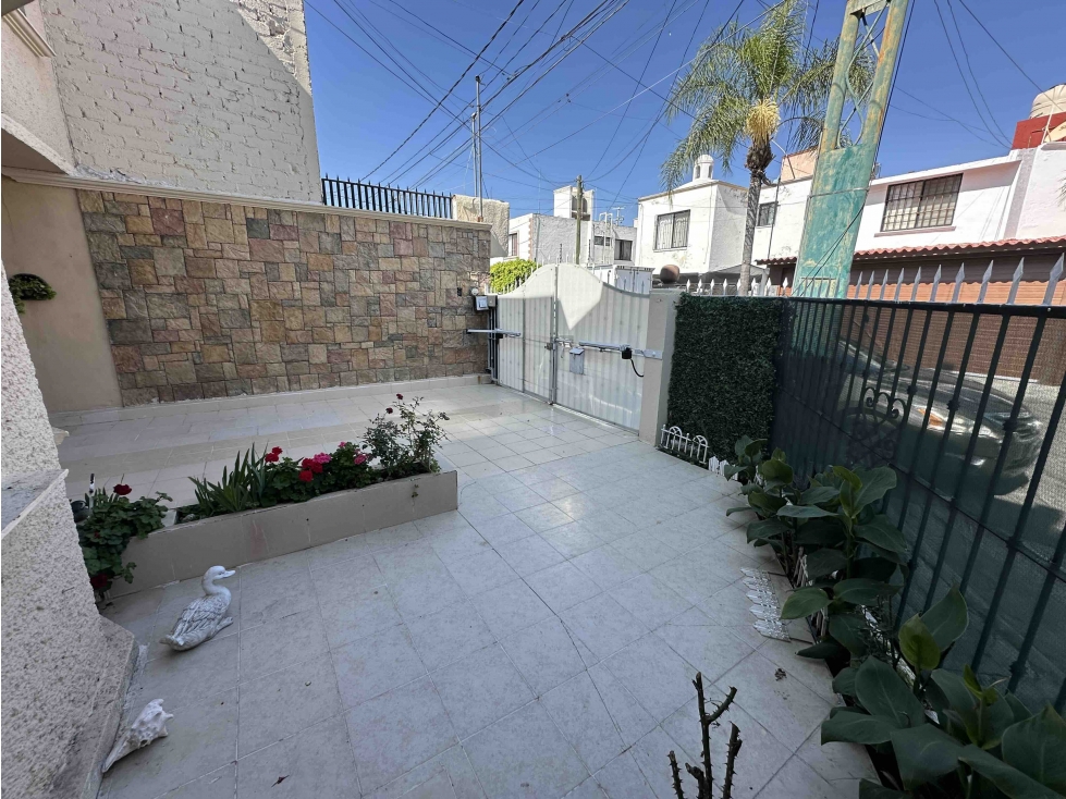 VENTA CASA LAS PALOMAS CORREGIDORA QUERETARO — foto 3