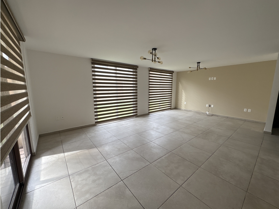 ¡Venta de oportunidad! Casa Modelo Galicia Puerta Real Queretaro — foto 4