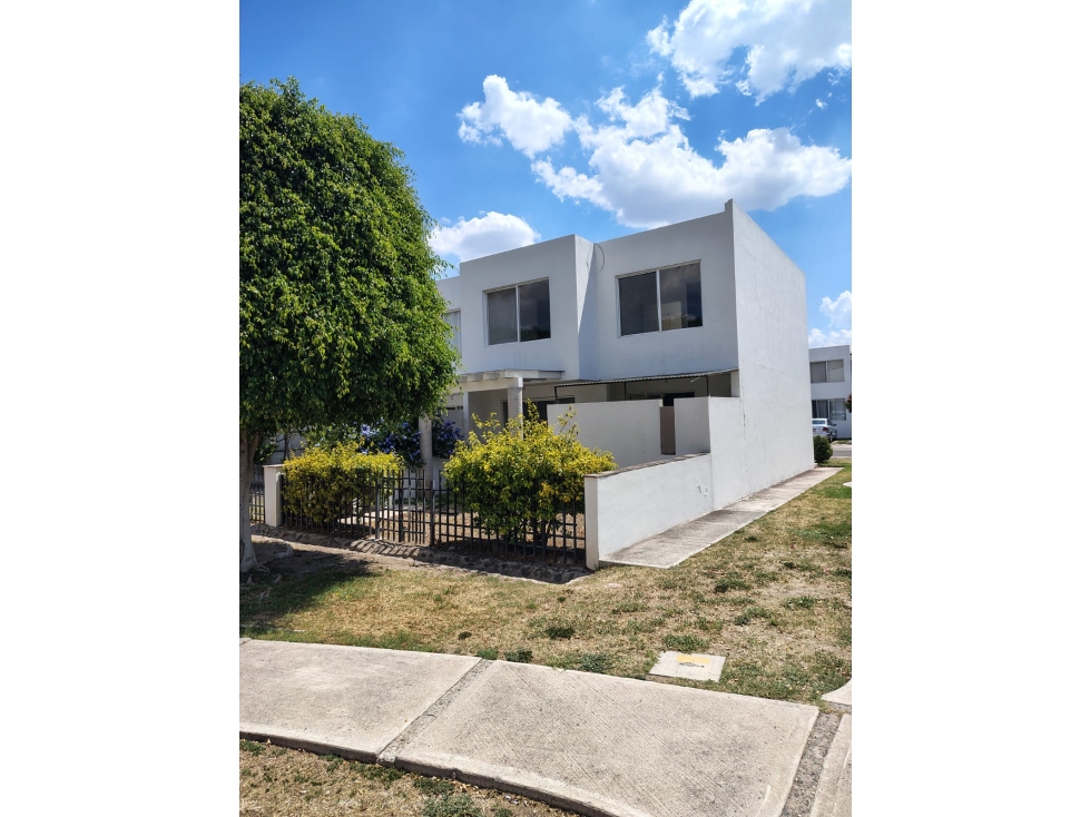 CASA EN VENTA PASEOS DEL BOSQUE - 1