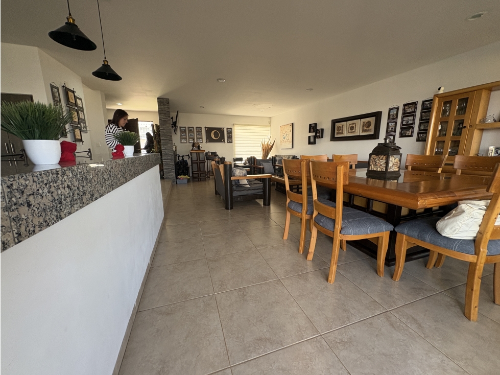RESIDENCIA MODERNA CON VISTAS A LA PRESA EN CAÑADAS DEL LAGO QUERETARO - 6