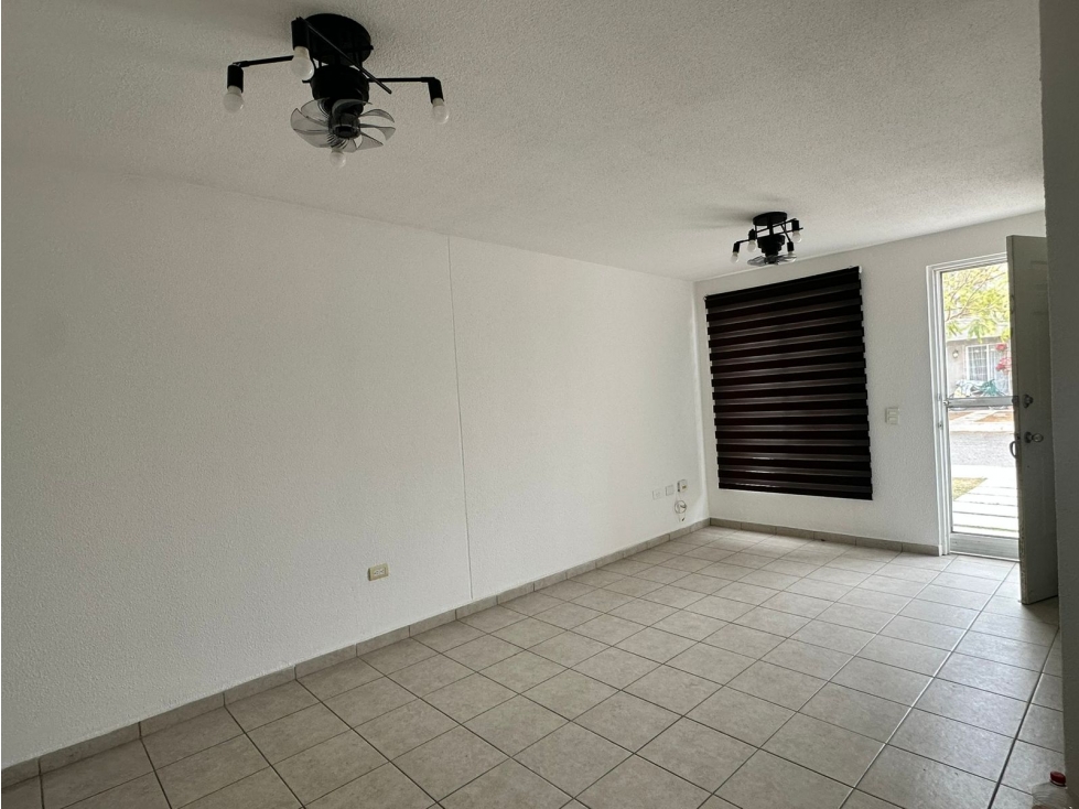 CASA EN VENTA PASEOS DEL BOSQUE - 4
