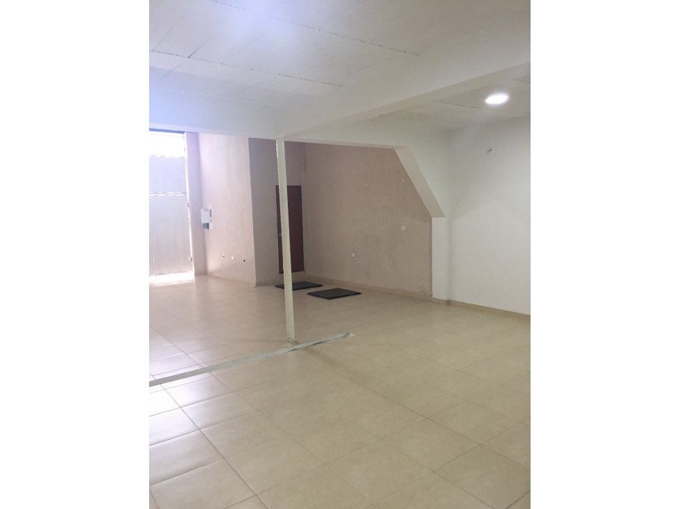 VENTA CASA-BODEGA VILLAVICENCIO - 2