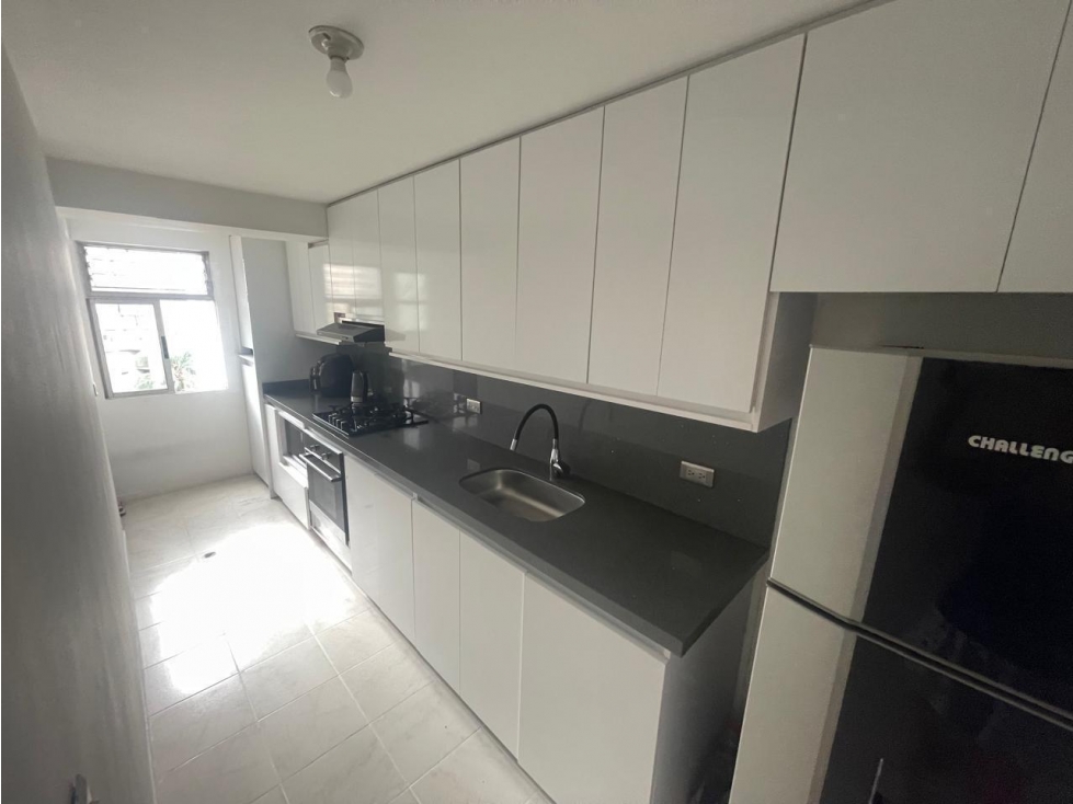 PARTAMENTO EN VENTA - AVENIDA LAS PALMAS - MEDELLIN — foto 2