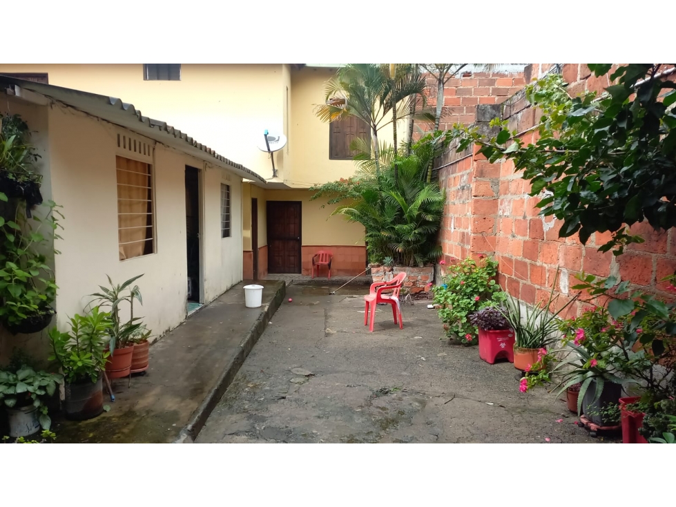 VENTA CASA PRIMER PISO SECTOR CENTRAL COPACABANA