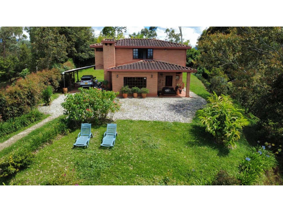 CASA CAMPESTRE EN VENTA - RIONEGRO SECTOR QUIRAMA