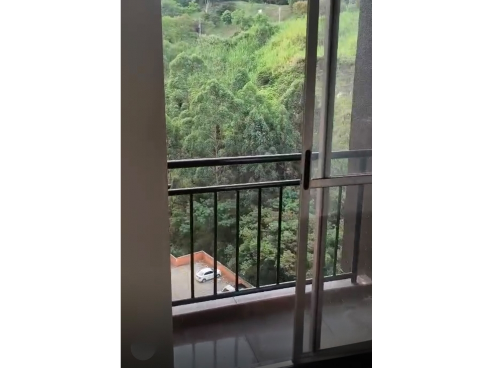 Apartamento en Calasanz parte baja — foto 4