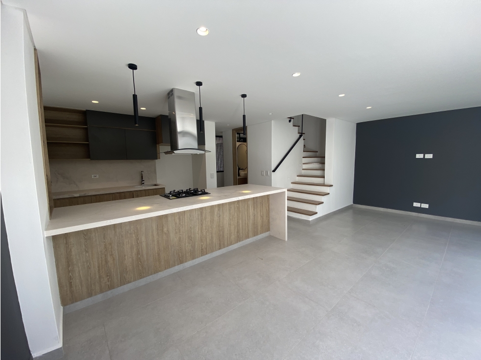 CASA PARA ESTRENAR UNIDAD ABIERTA. Rionegro, Barro Blanco SMG — foto 2