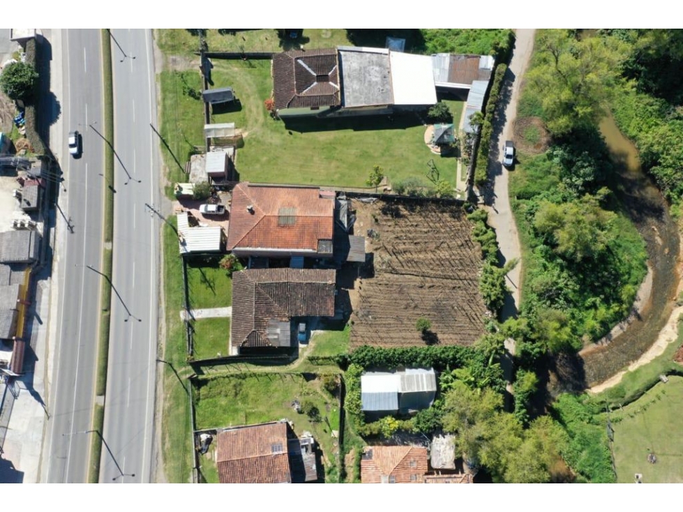 vendo lote urbano, guarne. comercial, residencial CH- GG