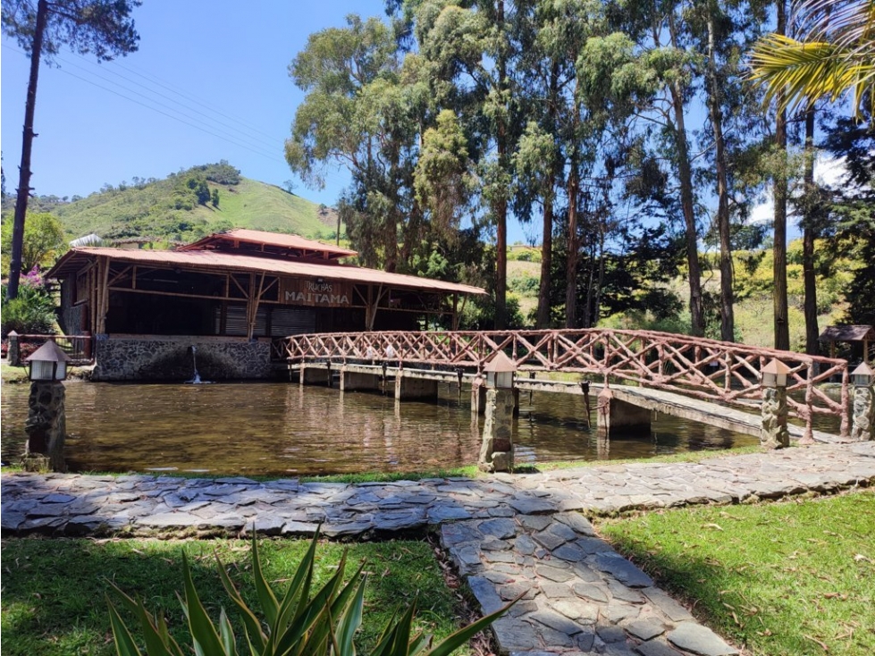 Finca Turística Rentable en Venta, en Sonsón, restaurante, y lago. - 6