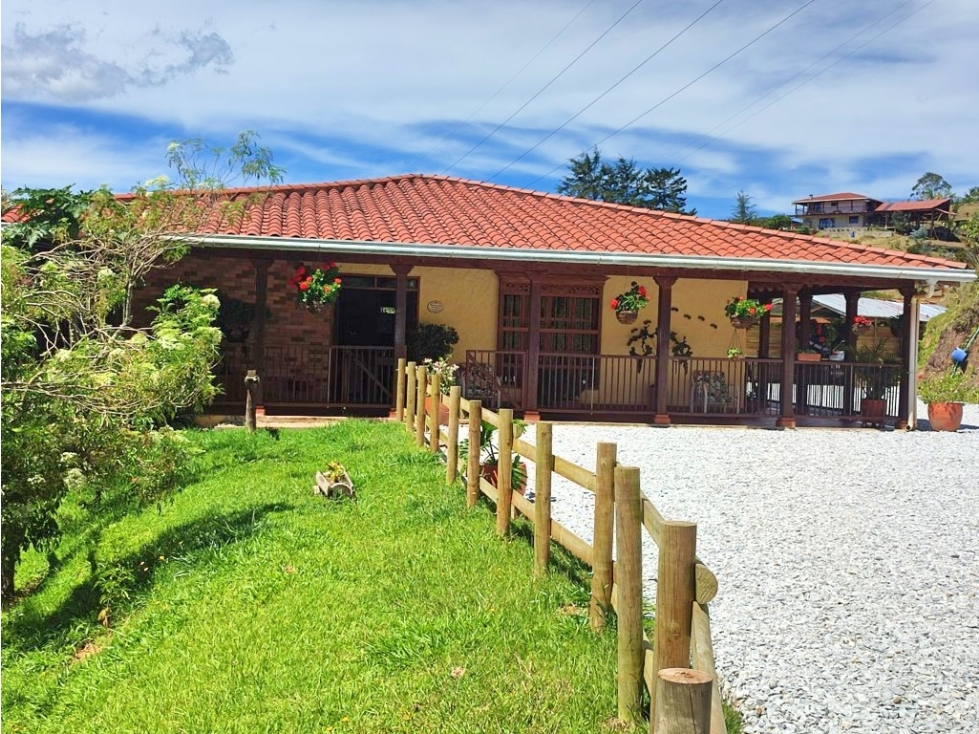 Finca en Venta en Marinilla Antioquia 41.000 m² | Vía el Peñol — foto 2