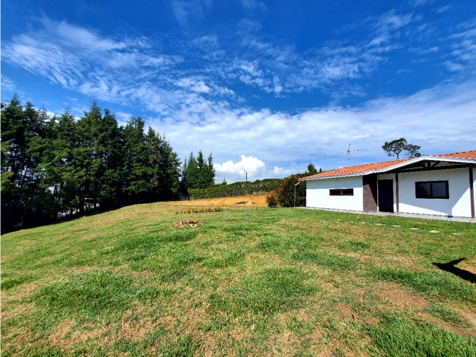 casa finca campestre en venta Guarne, 2.664 m2, de tranquilidad
