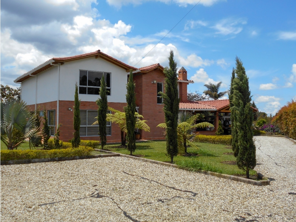 Casa Finca Campestre en Venta Guarne, Antioquia, Sector La Honda