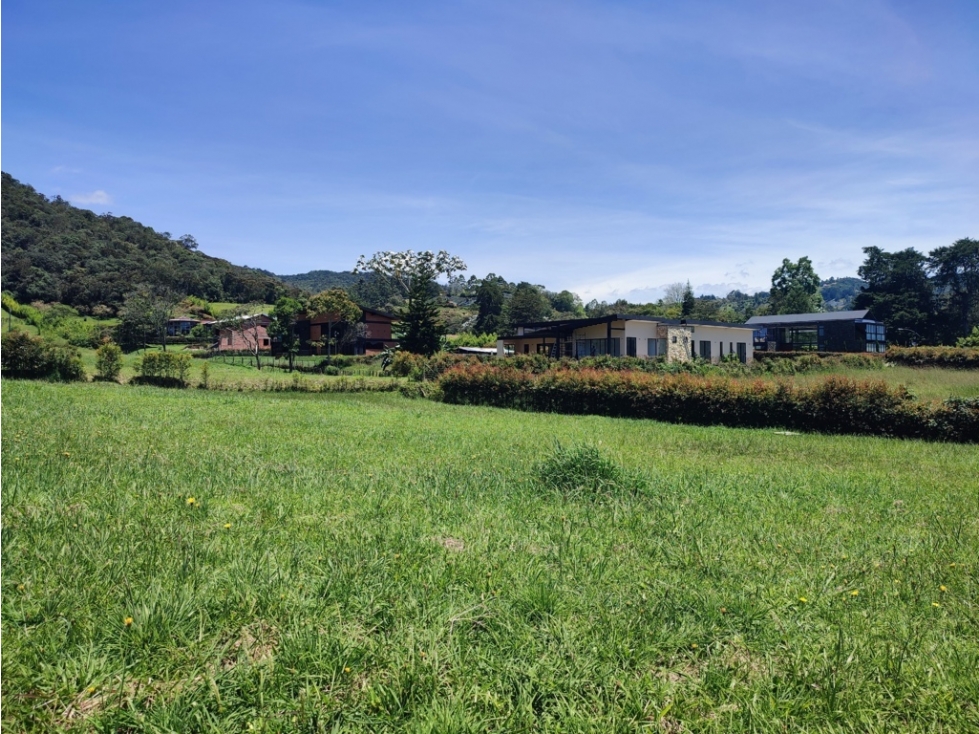 LOTE EN VENTA EN CONDOMINIO CERRADO LA CEJA ANTIOQUIA