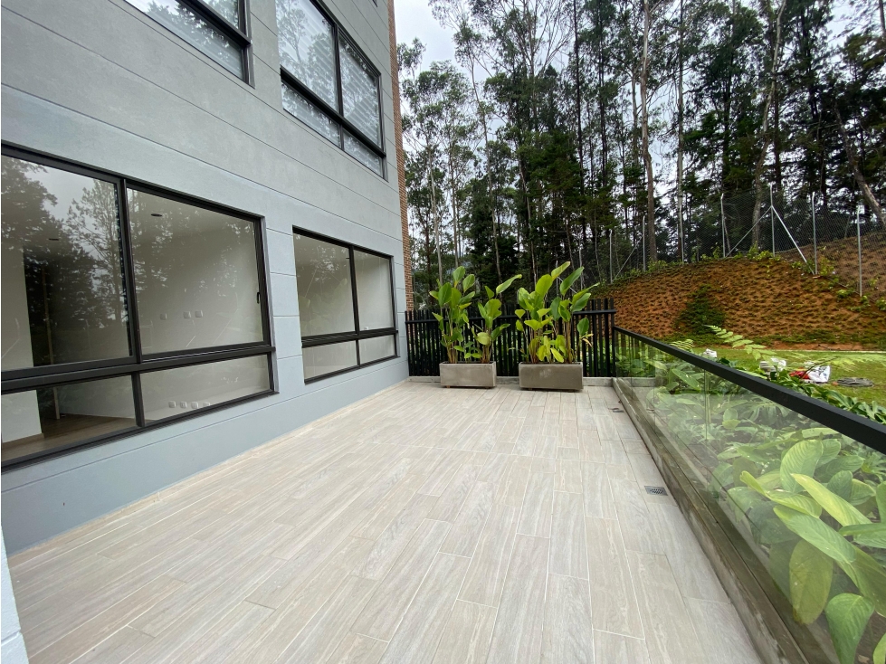 APARTAMENTO PARA ESTRENAR. SAJONIA SMG