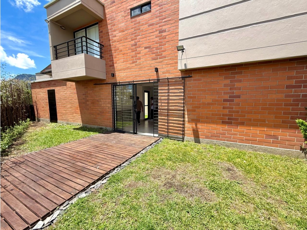 Casa en venta en La Ceja, Antioquia | 3 habitaciones y zona verde