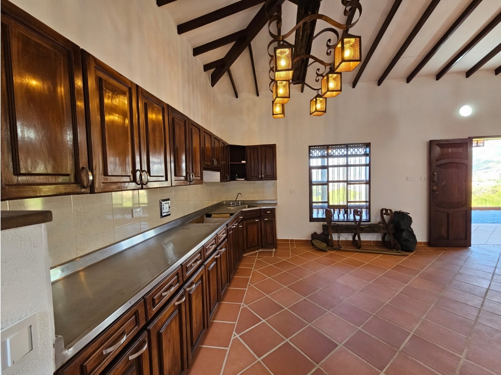 Casa Finca en El Carmen de Viboral Amplios Espacios y Vista Única — foto 6