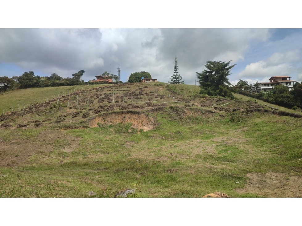 FINCA EN EL CARMEN 28.500 METROS USOS MULTIPLES 3.420 MILLONES — foto 3