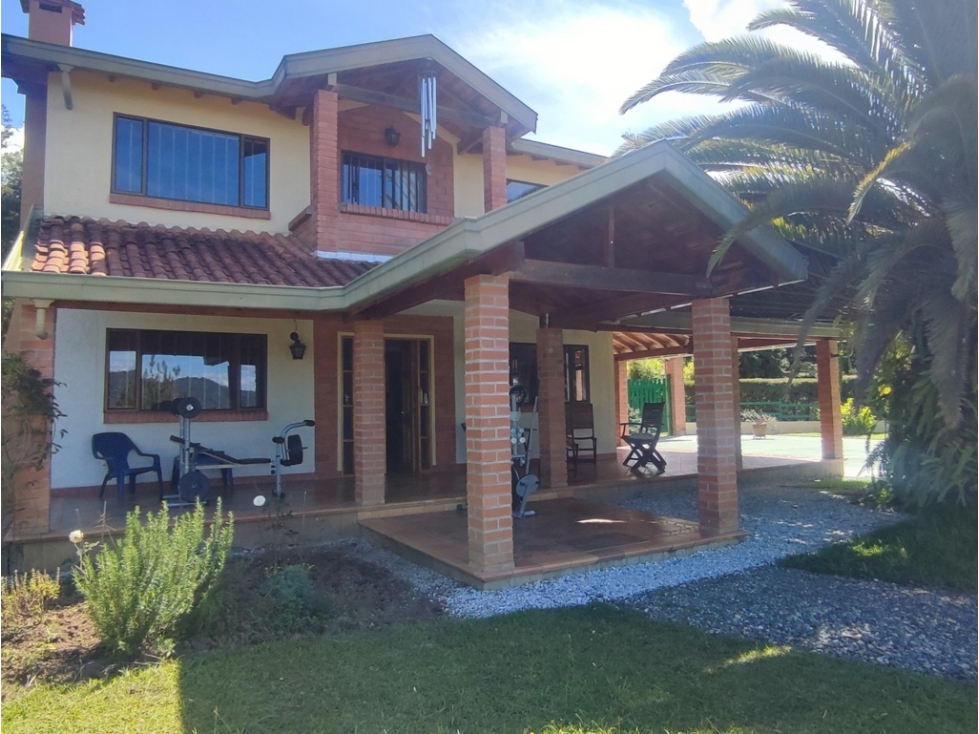 Casa Finca en Venta en Guarne | 3.300m² con Potencial de Desarrollo — foto 2