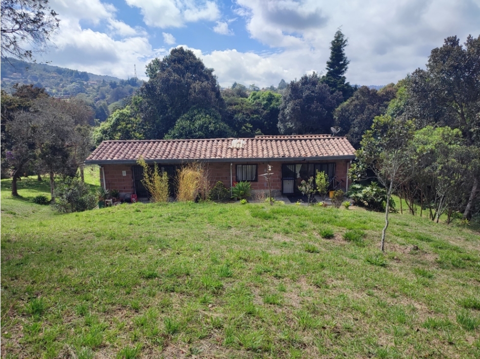 vendo casa finca Medellín, santa Elena 7.536 m2 — foto 2