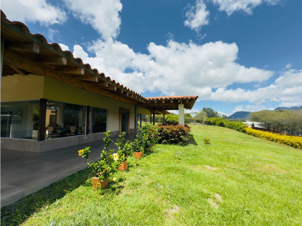 casa finca campestre para venta la Ceja Antioquia 2.620 m2 JLRB — foto 2