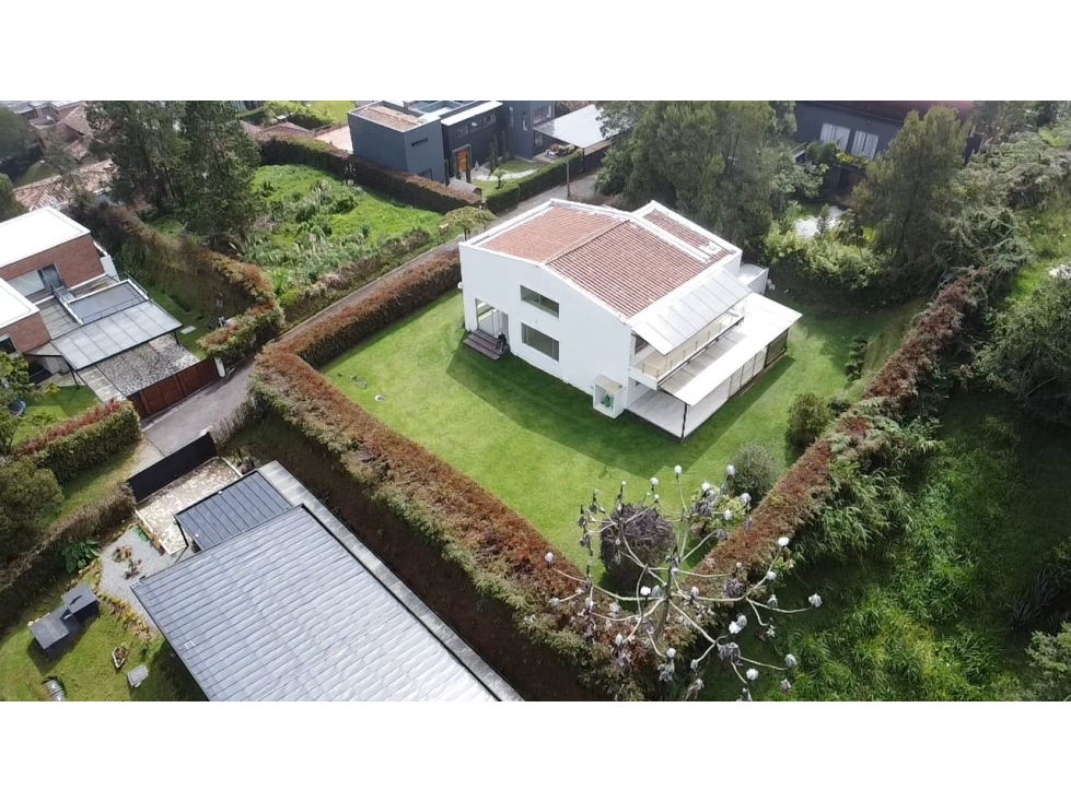 Casa Campestre de Alto Nivel en El Escobero Envigado JCR — foto 2
