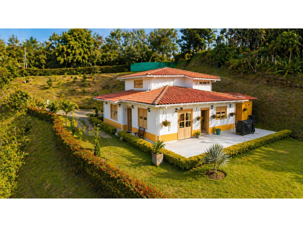 Casa Finca Moderna el Santuario Antioquia Exclusividad y Naturaleza