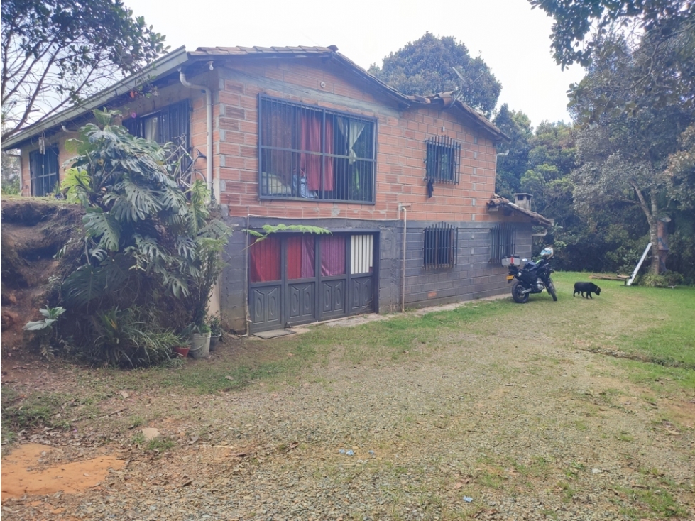 vendo casa finca Medellín, santa Elena 7.536 m2 — foto 3