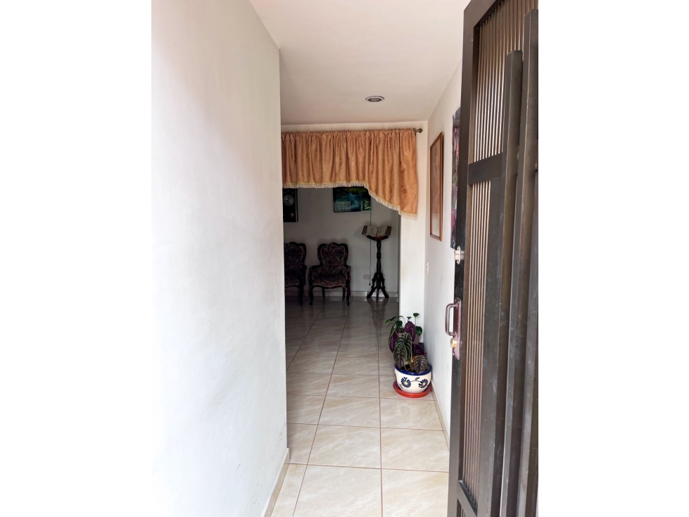 Casa esquinera en venta en San Antonio de Pereira, Rionegro — foto 3