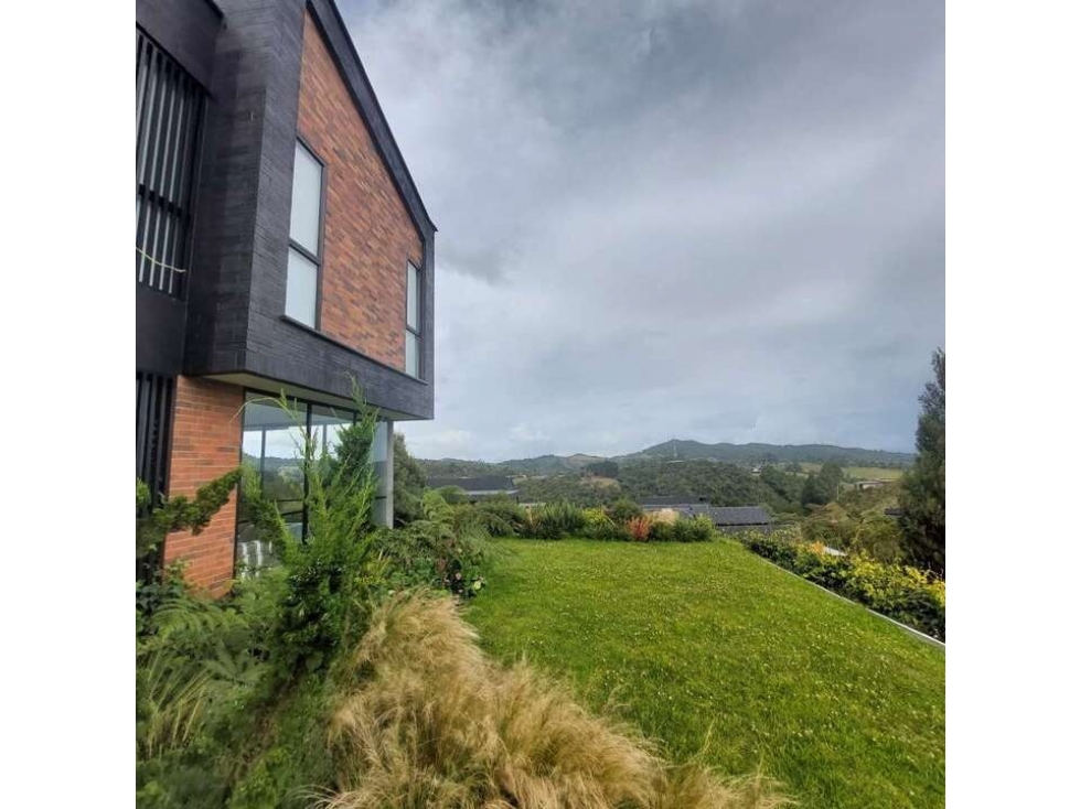 Vive el lujo y la tranquilidad en el Alto de Las Palmas Envigado GC — foto 3