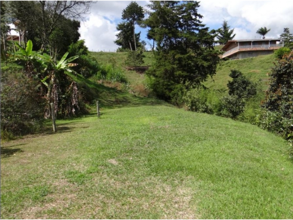 Tu refugio de lujo a minutos de todo: finca exclusiva en El Tablazo — foto 3