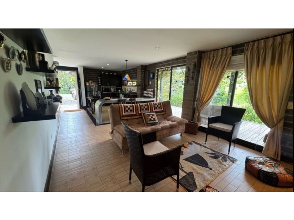 Casa Finca en Venta en Guarne con Dos Casas y Lote 5.500 m² LDC — foto 3