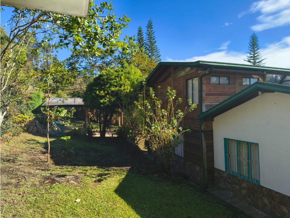 Casa finca en venta en Guarne, Toldas | Agua propia y lago 5.000 m2 - 4