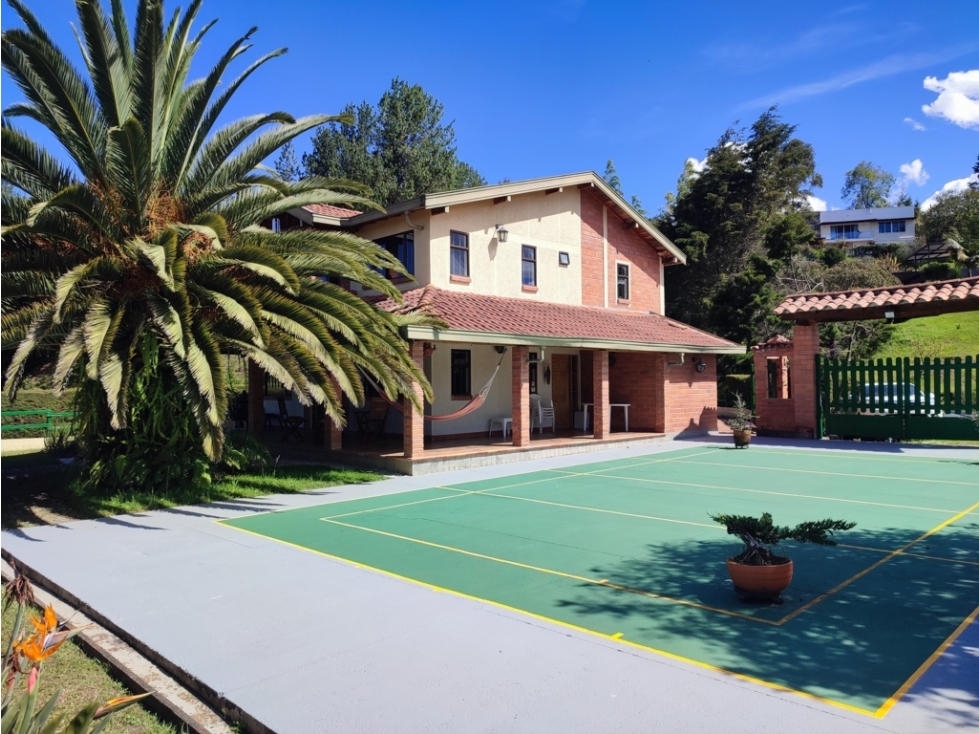 Casa Finca en Venta en Guarne | 3.300m² con Potencial de Desarrollo