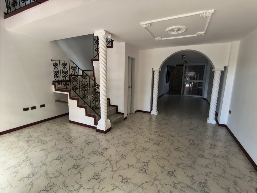 Casa de 3 Niveles en Venta Rionegro |vía aeropuerto JMC — foto 4