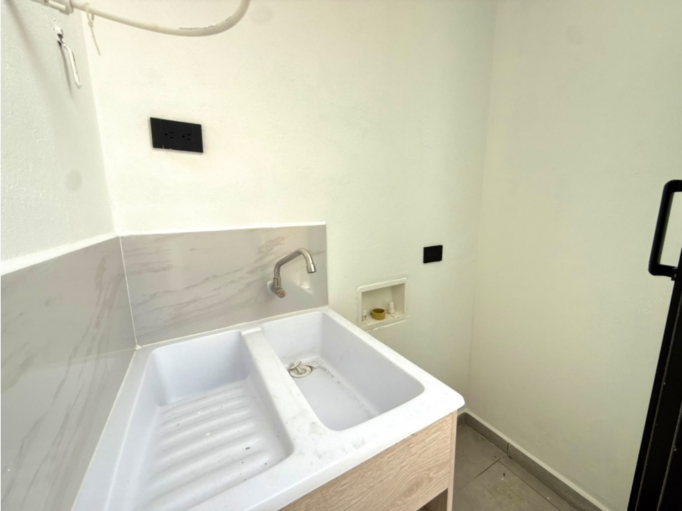 Casa esquinera en unidad cerrada en La Ceja, Antioquia — foto 4