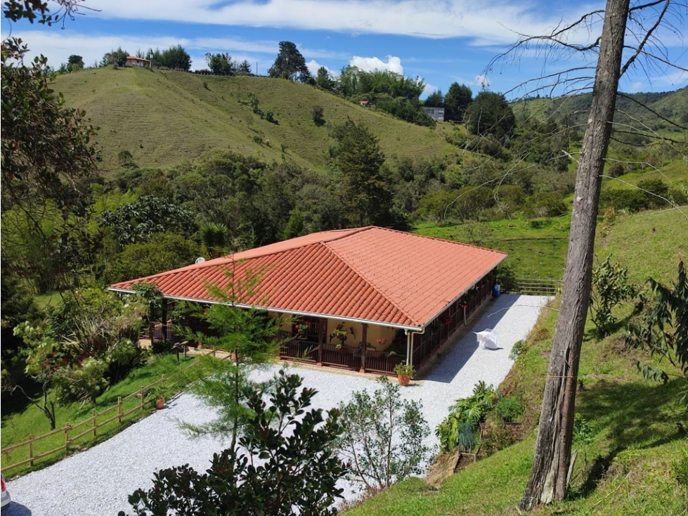 Finca en Venta en Marinilla Antioquia 41.000 m² | Vía el Peñol