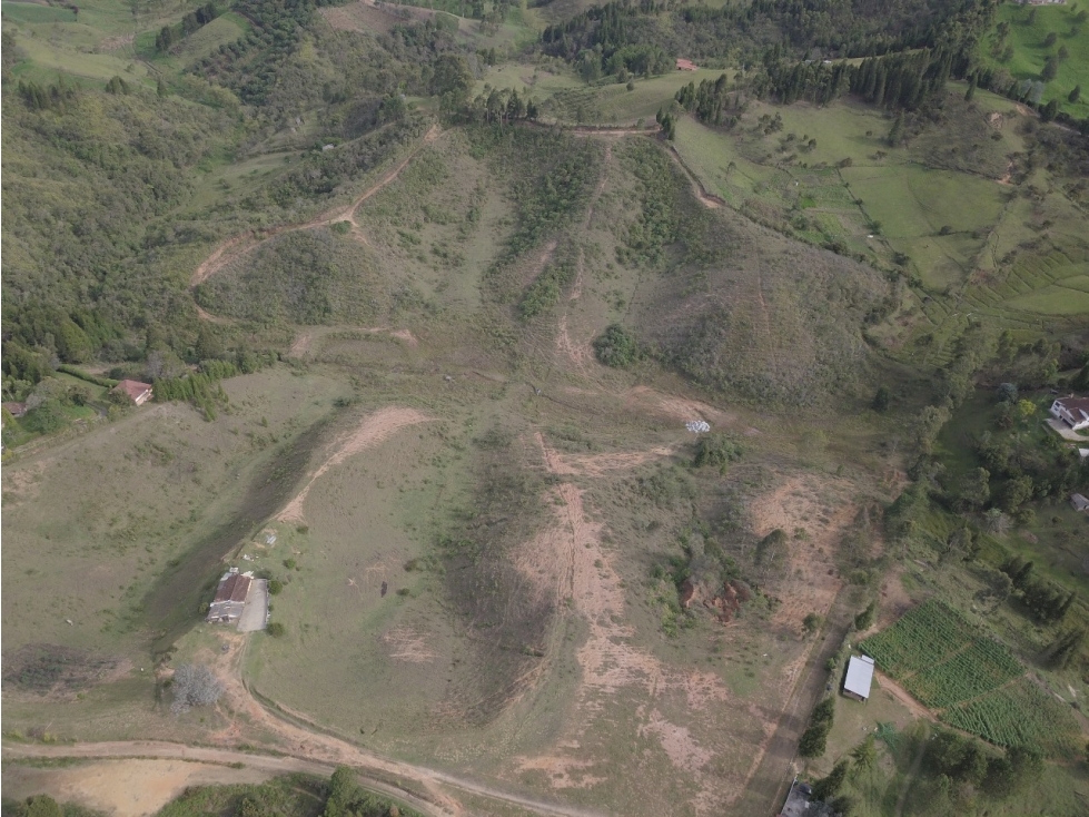 Finca en guarne Antioquia para parcelar, o producción 10,9 hectáreas — foto 4