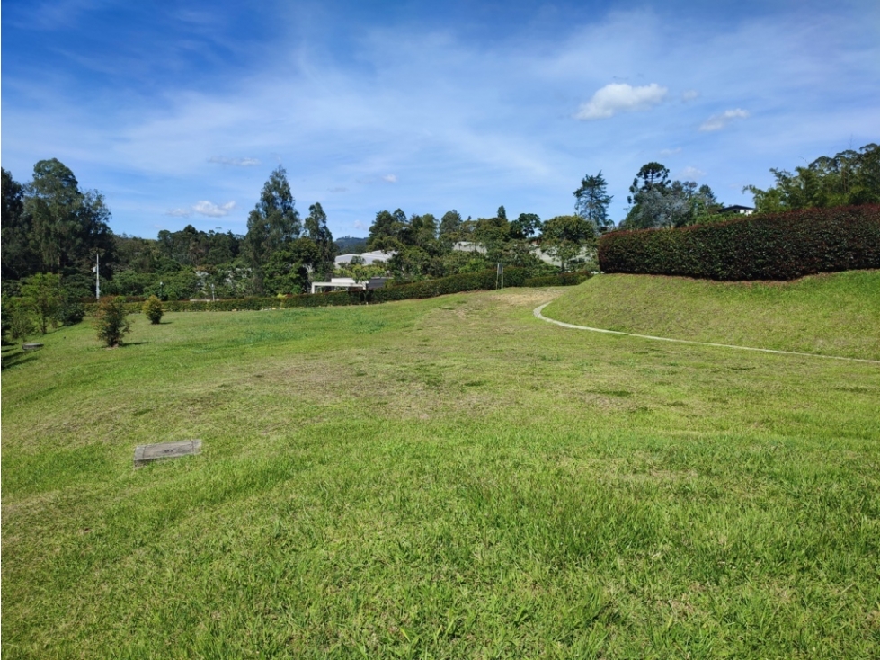 Espectacular lote el Retiro, en unidad cerrada 4,531 m2 — foto 5