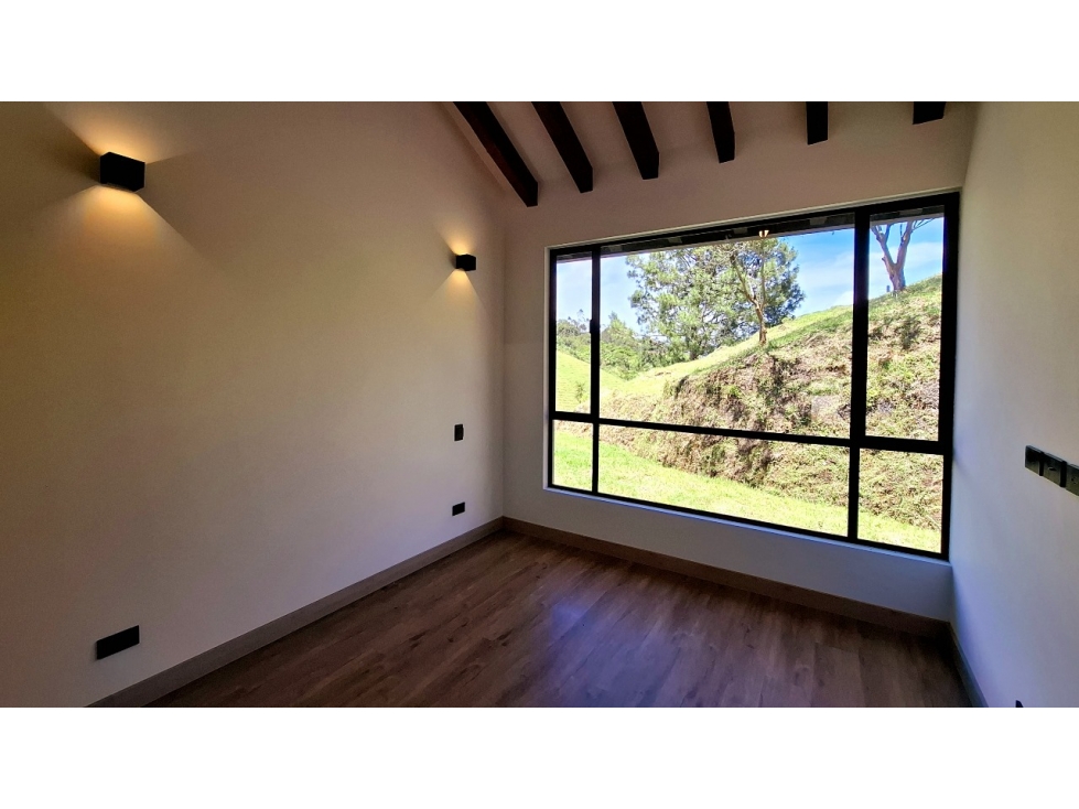 vendo casa finca Marinilla Antioquia sector la Esperanza 3.530 m2 - 6