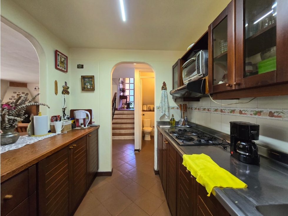 CASA ESQUINERA CON ESPACIOS DE ENSUEÑO, EN VENTA — foto 6
