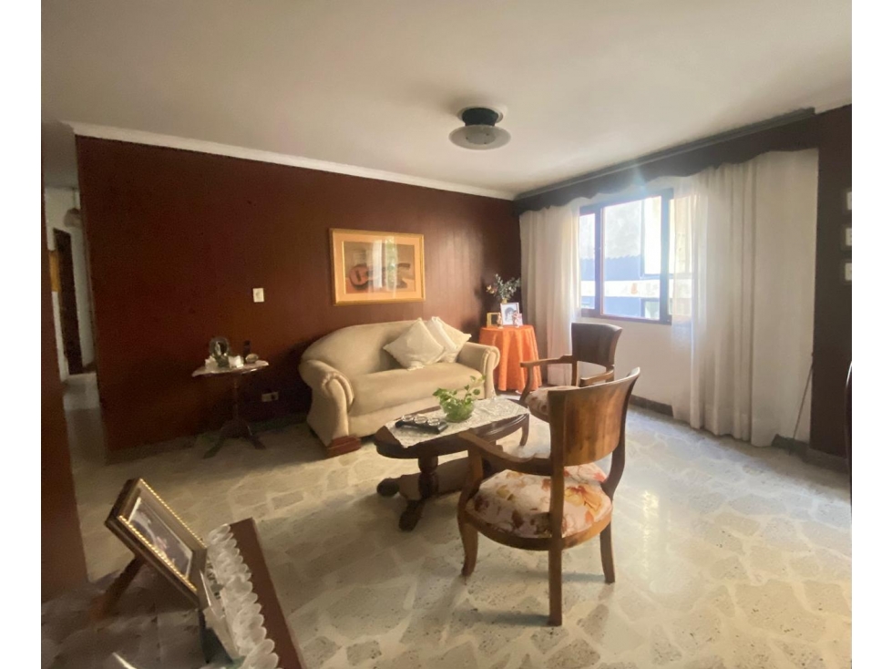 VENDO APARTAMENTO EN CONQUISTADORES