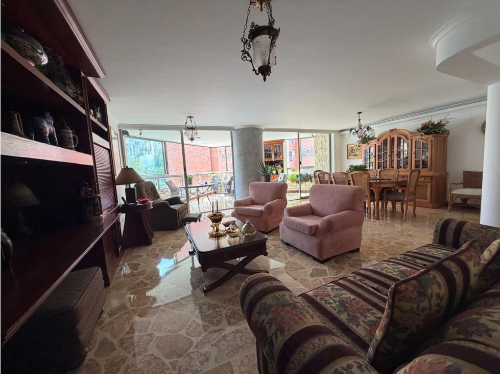 VENDO APARTAMENTO EN LA FLORIDA. CERCA A LA CLINICA MEDELLIN — foto 4