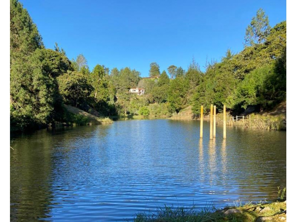 VENDO LOTE EN SIERRAS DE LA MACARENA