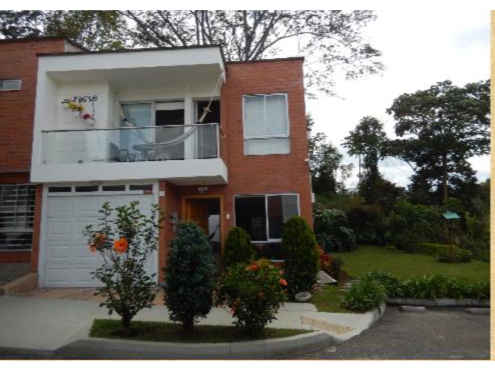 ARRIENDO EN RENTAS CORTAS CASA EN PIETRA SANTA