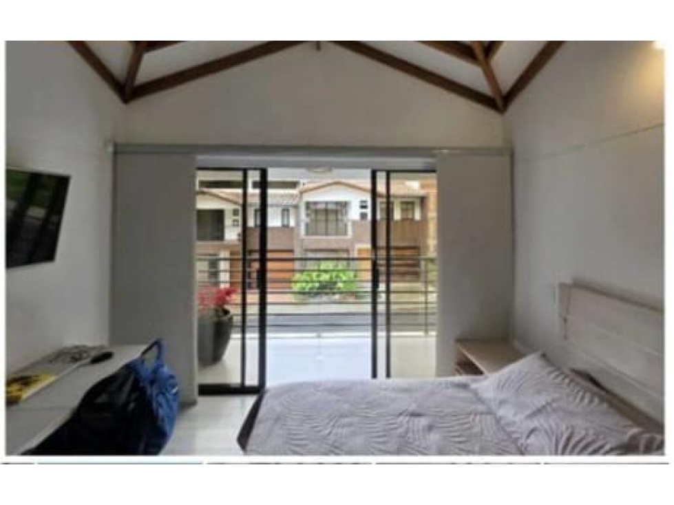 VENDO HERMOSA CASA EN EL RETIRO — foto 6