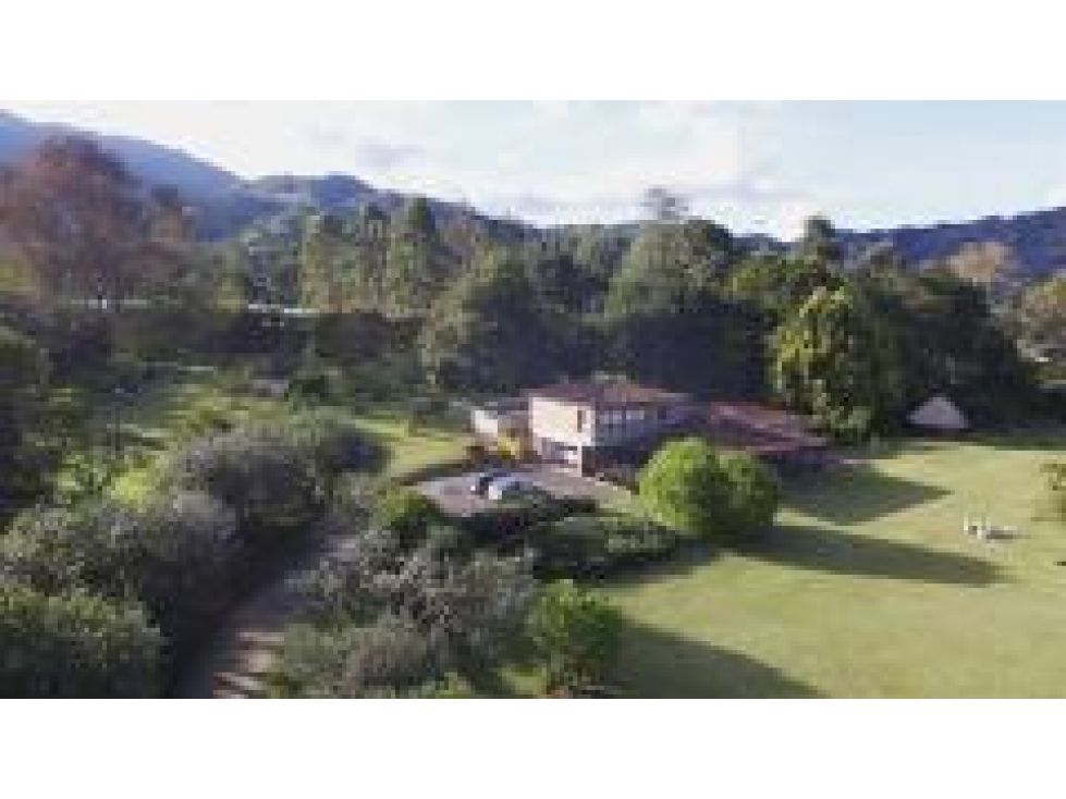 VENDO CASA CAMPESTRE EN FIZEBAD - 2