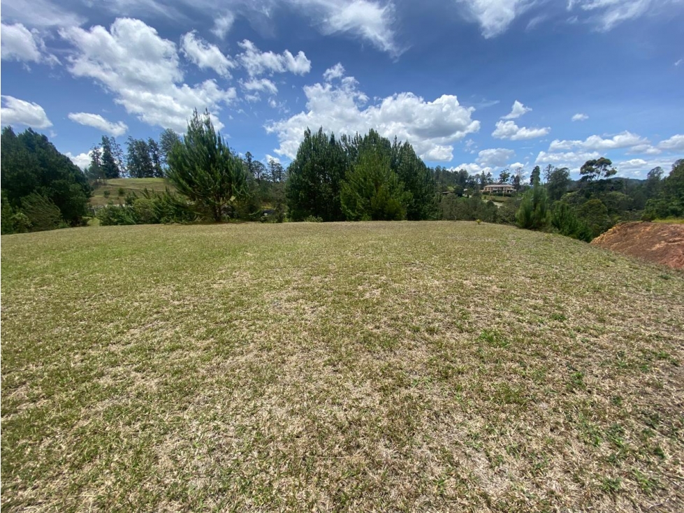 VENDO LOTE EN PARCELACION EN EL RETIRO