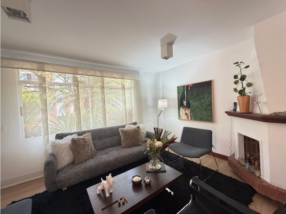 VENDO CASA EN LA LOMA DEL ESMERALDAL