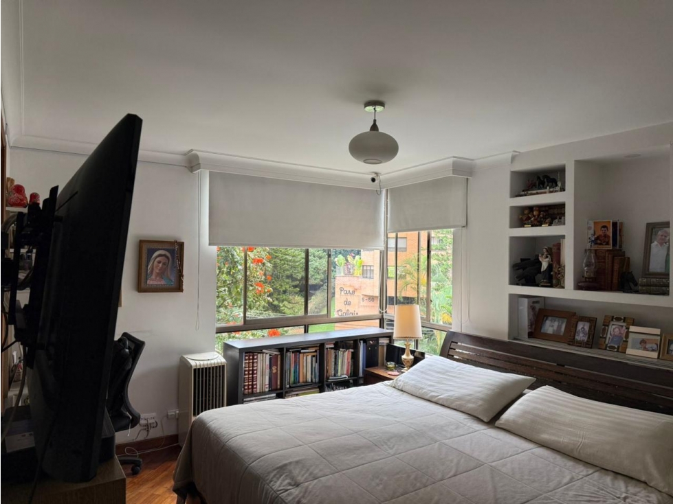 VENDO APARTAMENTO EN LA LOMA DEL TESORO — foto 3